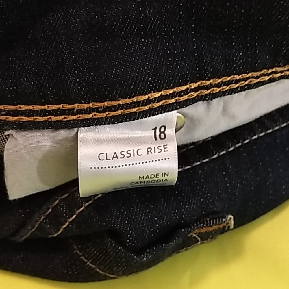 Jeans - Picture 7 of 14
